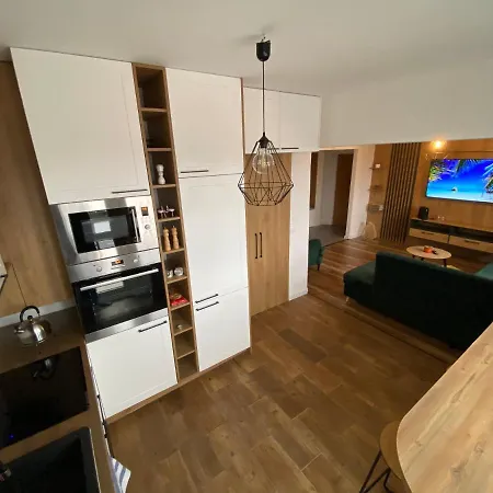 Apartment D&t By Tomazzo *